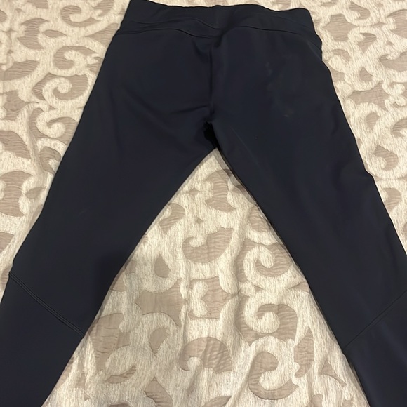 Black under armor - Picture 2 of 5